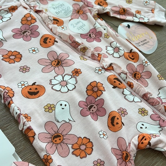 Milkberry Baby Girl Bamboo Halloween Groovy Footie Sleeper 0-3 3-6 6-9 months - Picture 4 of 6